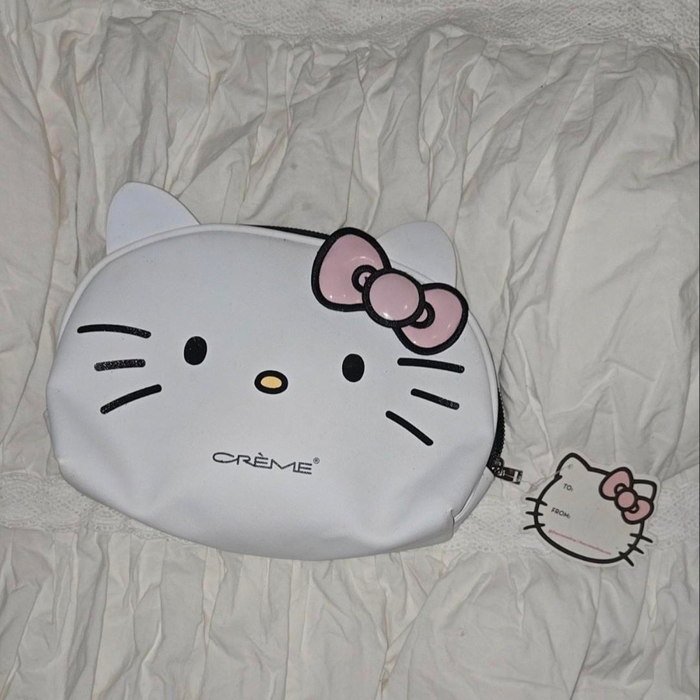 Sanrio Hello Kitty White and Pink Cosmetic Bag